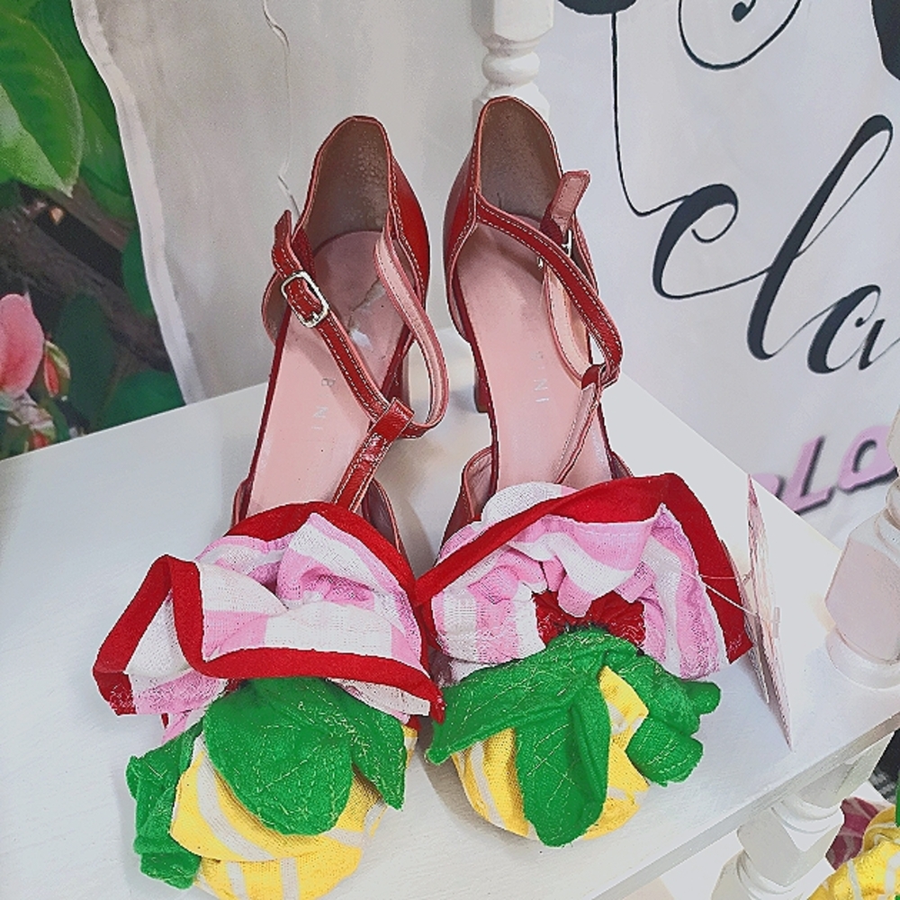 (SET) REIMAGINED SHOE & MATCHING PURSE ***SET*** - Picture 2 of 6